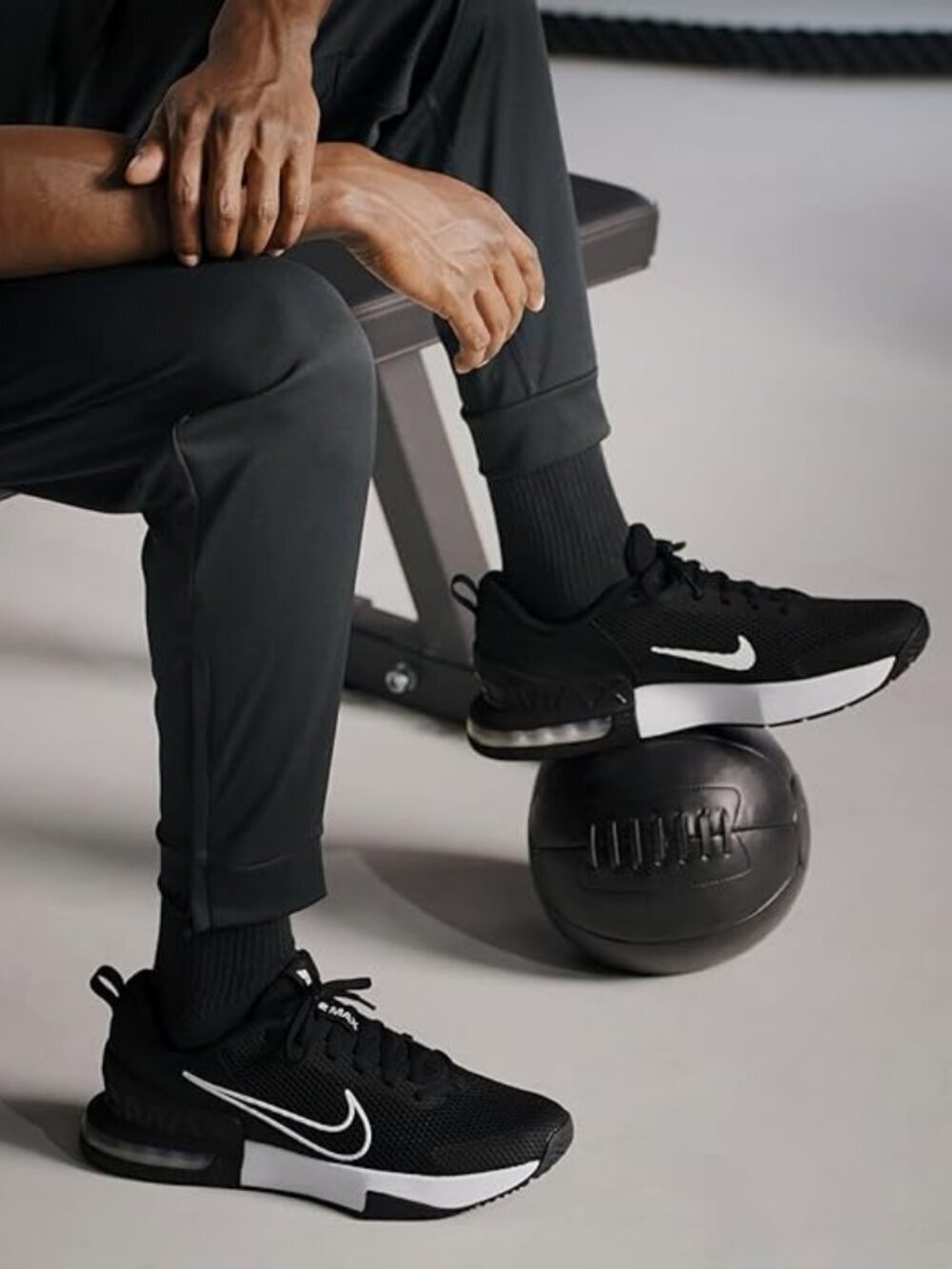 Nike Air Max Alpha Trainer 6 Mens Workout Shoe Sneakers FQ1833 sz 13 Black White